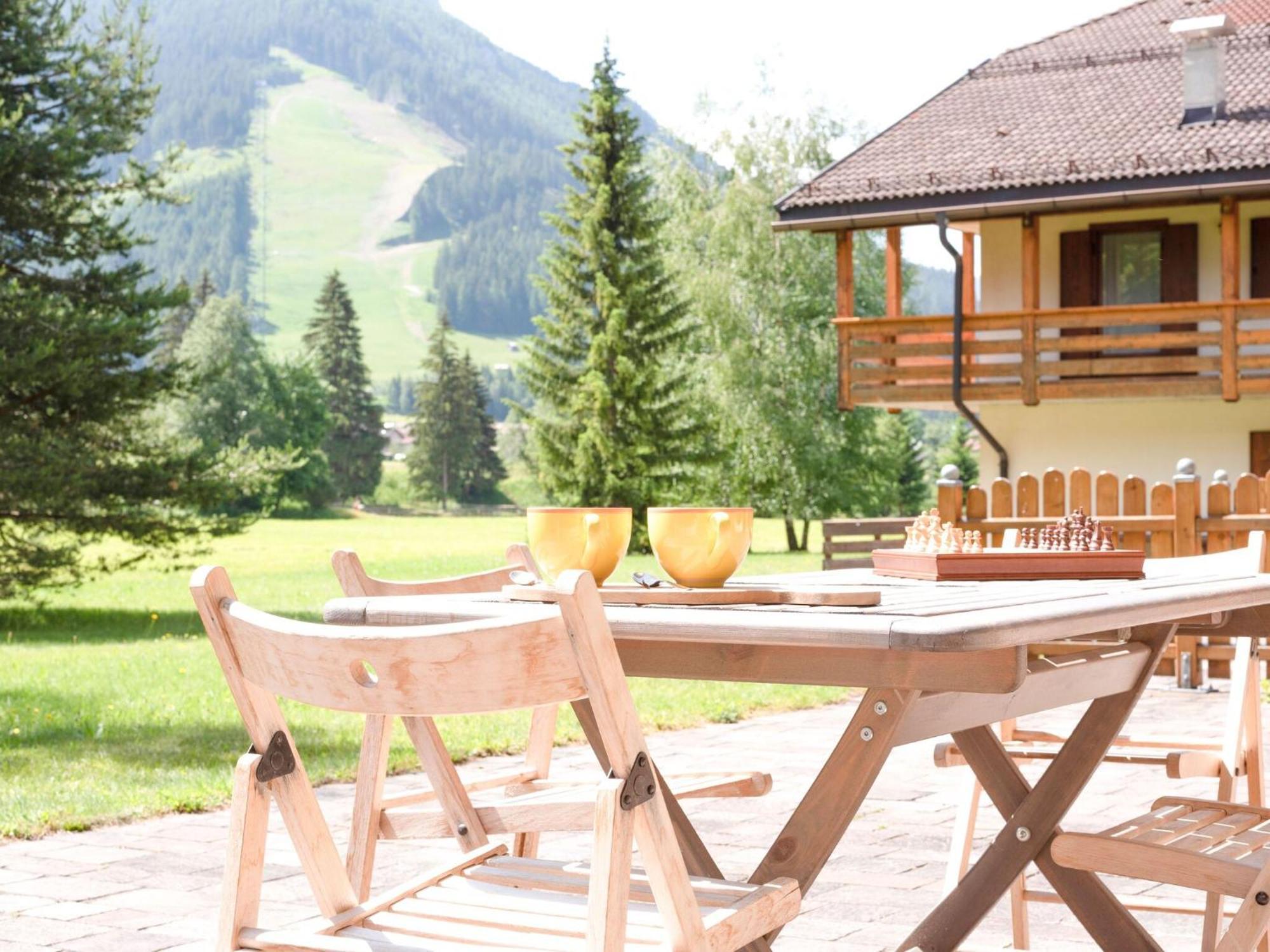 Spacious Chalet With Garden Near Ski Area In Tyrol Pozza di Fassa Esterno foto